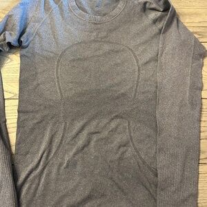 Grey long sleeve swiftly tech